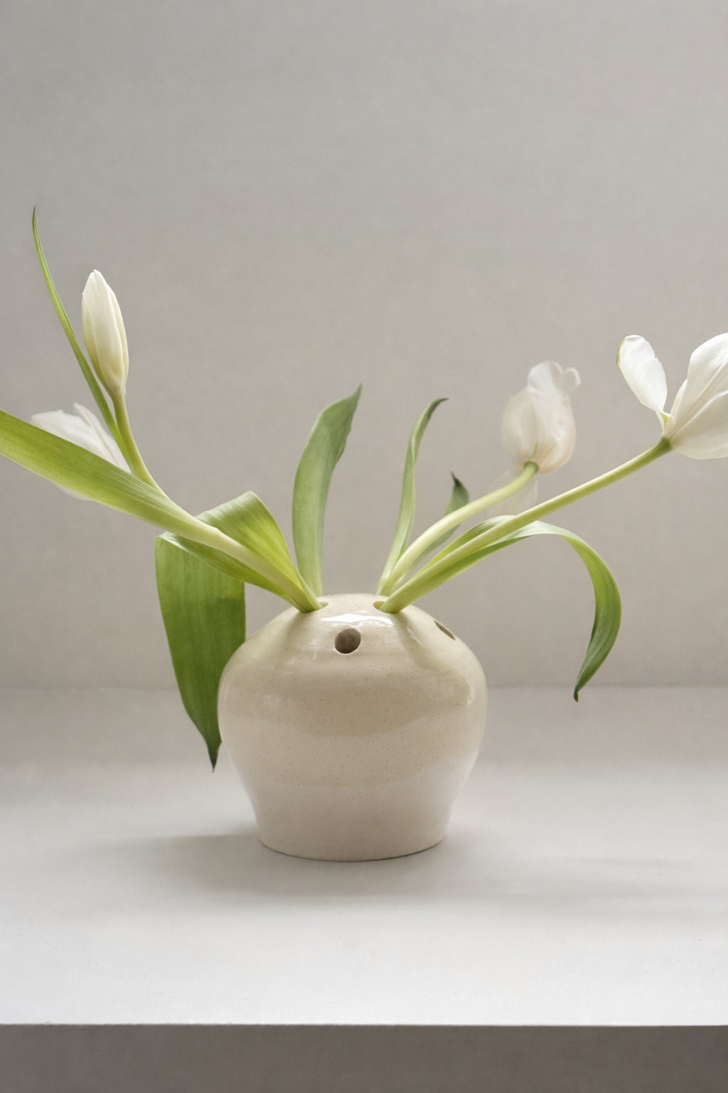 Two-Tone Ceramic Flower Vase